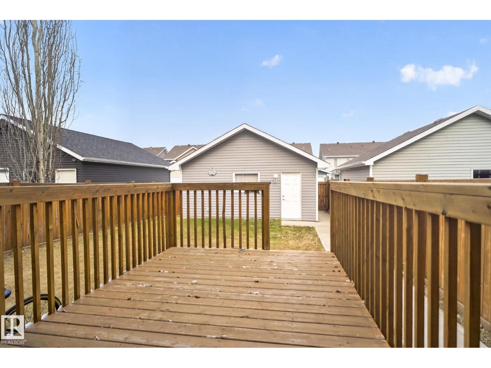 6912 22 AV SW - 27