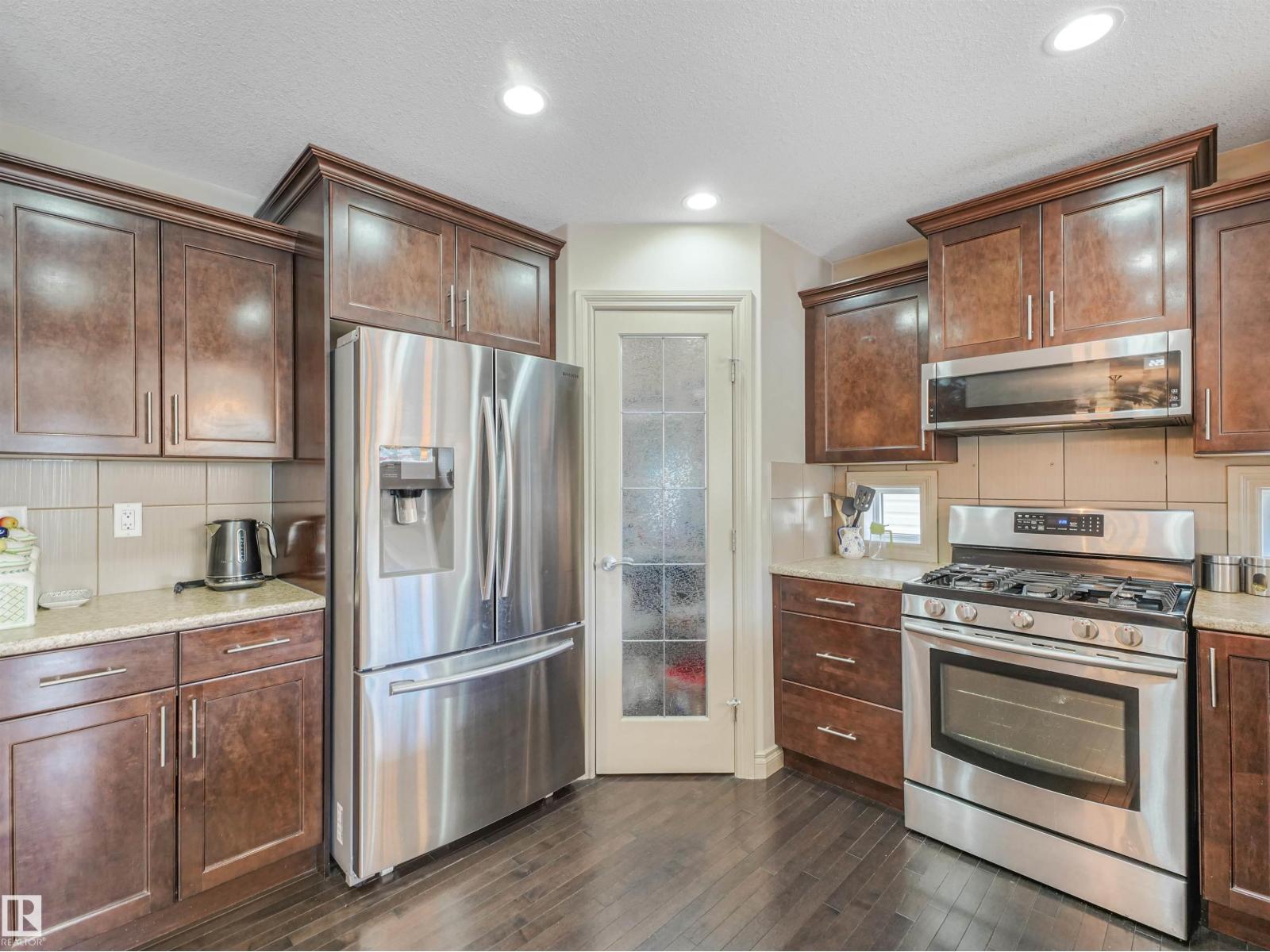 3897 GALLINGER LO NW - 19