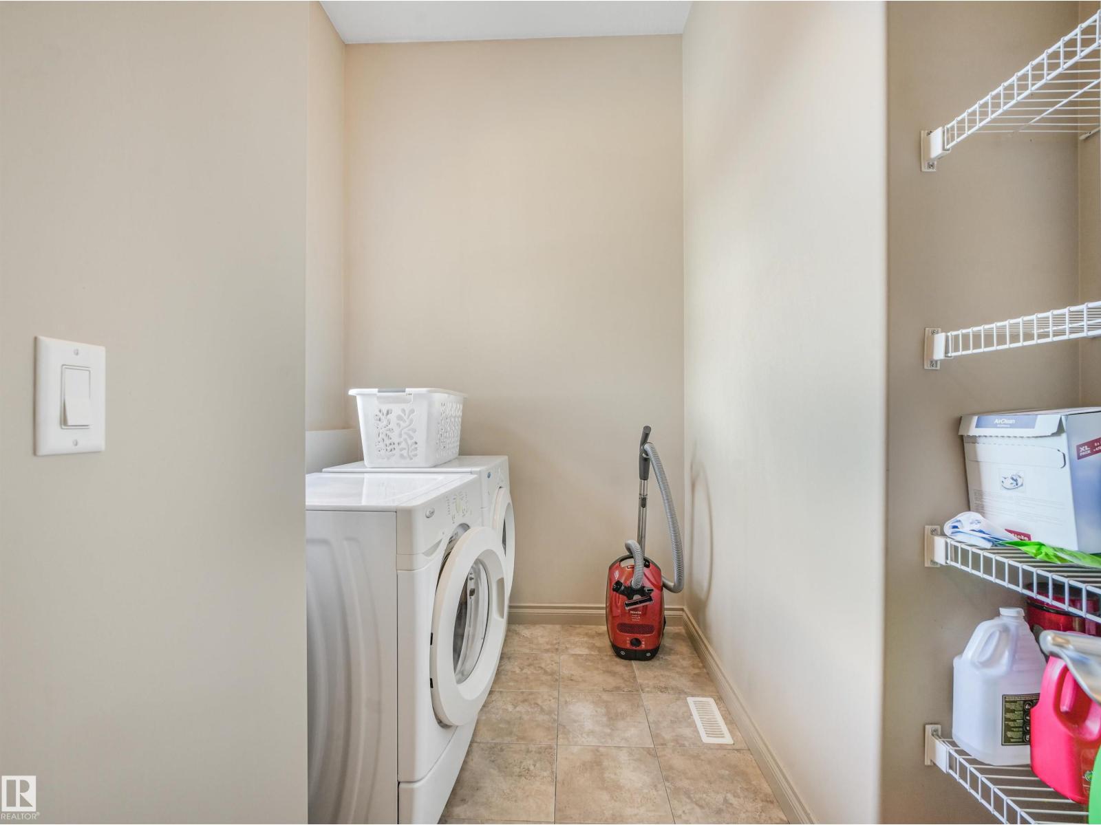 3897 GALLINGER LO NW - 38