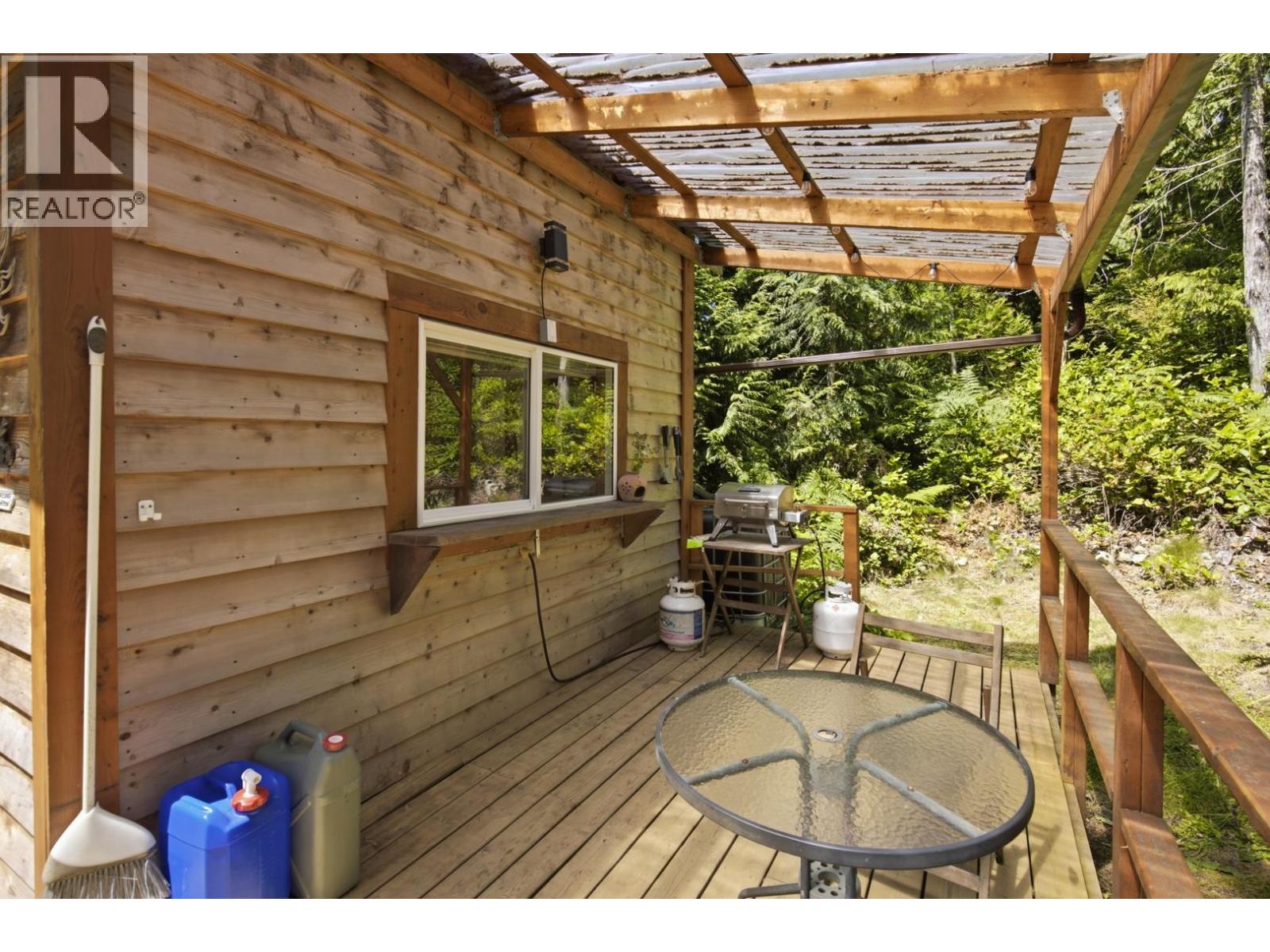 9340 STEPHENS WAY, Halfmoon Bay