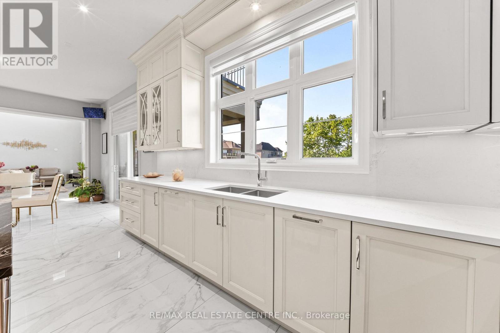 70 APPLEYARD AVENUE - Image 20