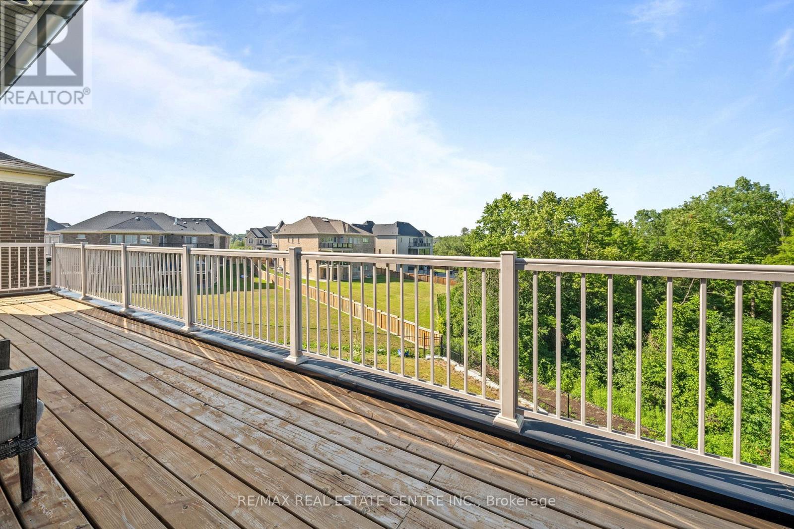 70 APPLEYARD AVENUE - Image 34
