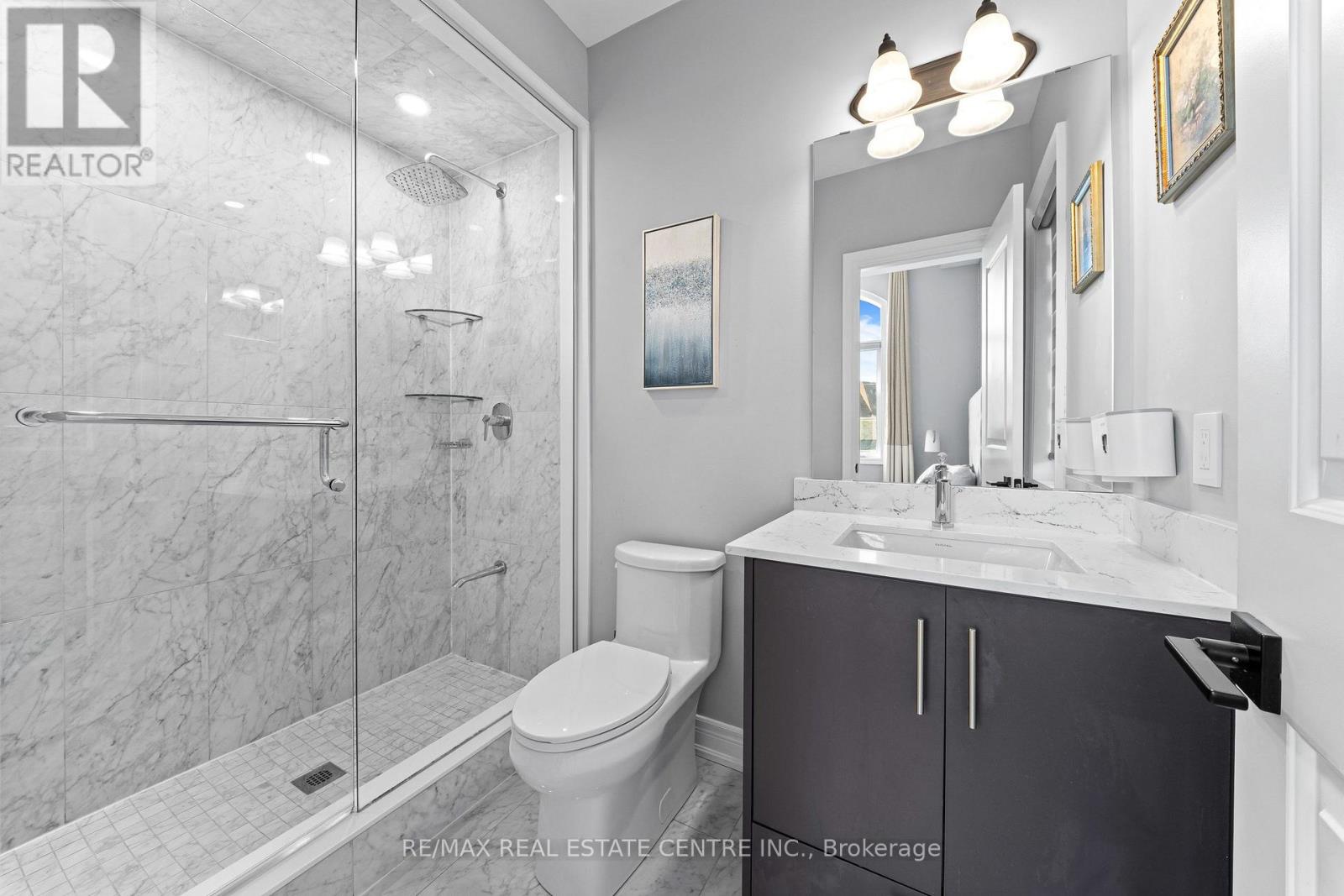 70 APPLEYARD AVENUE - Image 42