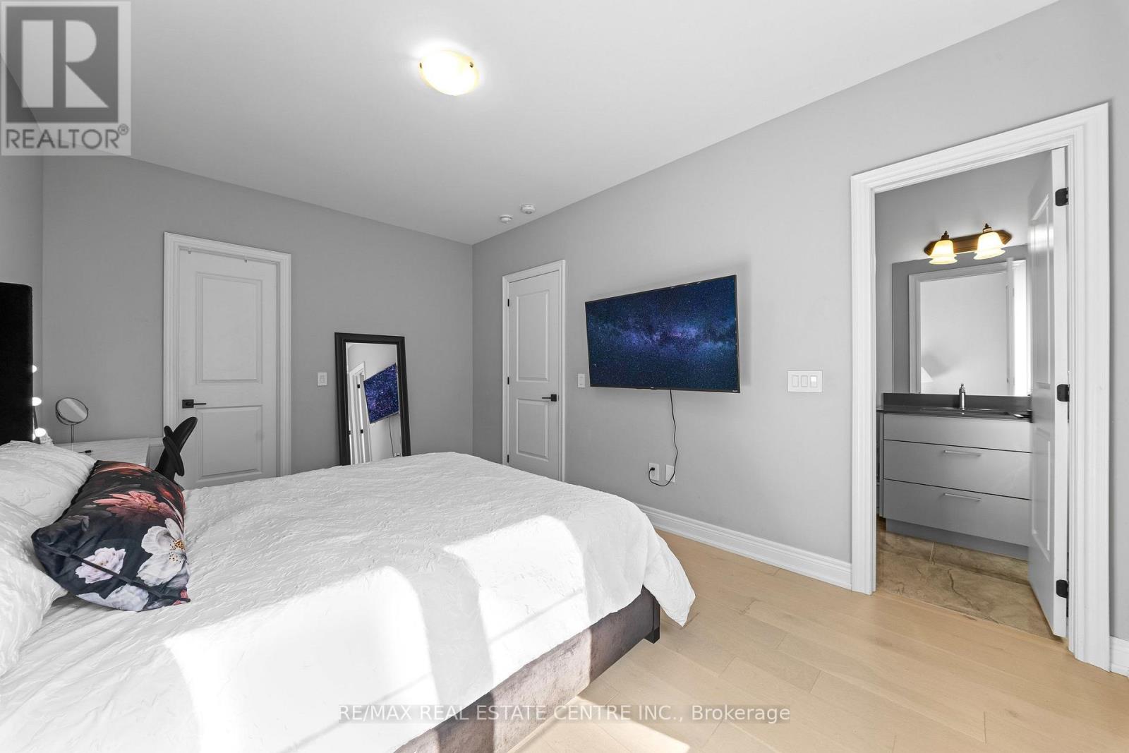 70 APPLEYARD AVENUE - Image 44