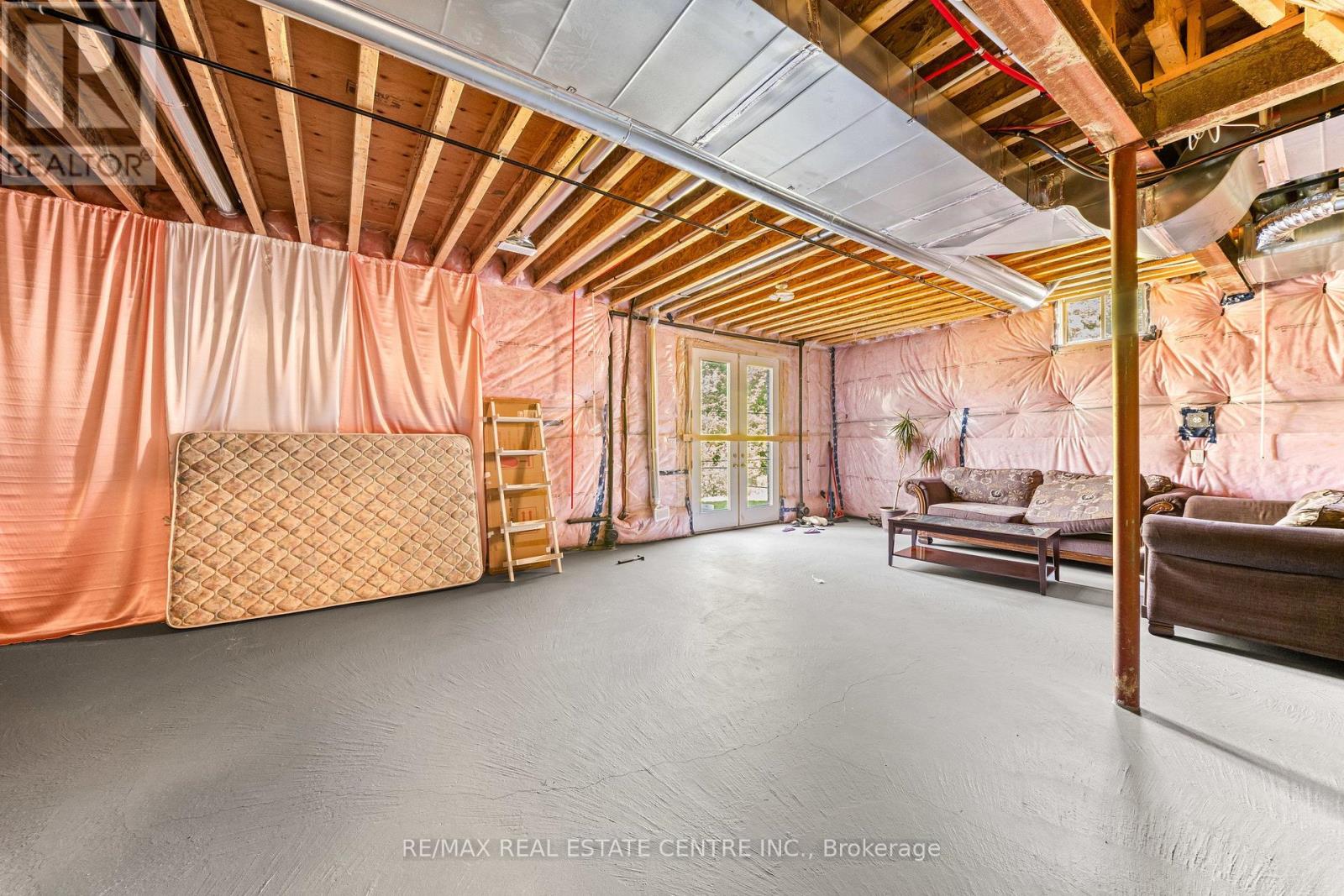 70 APPLEYARD AVENUE - Image 46