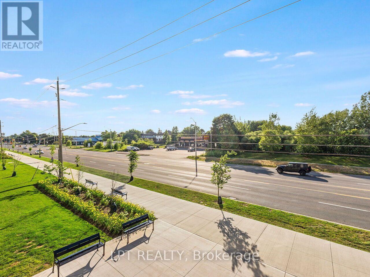#209 460 DUNDAS STREET E - 34