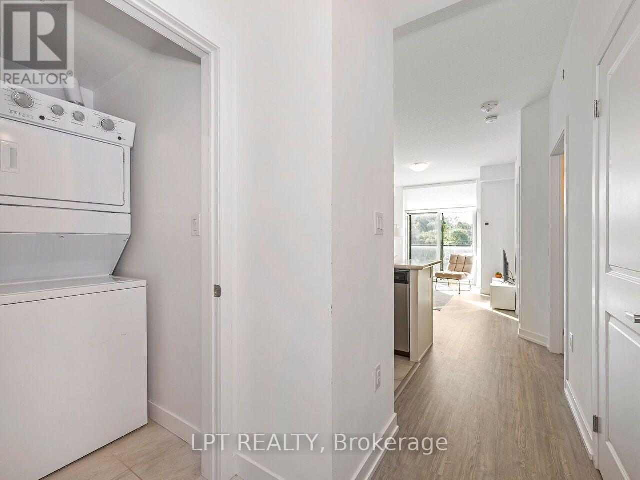 #209 460 DUNDAS STREET E - 6