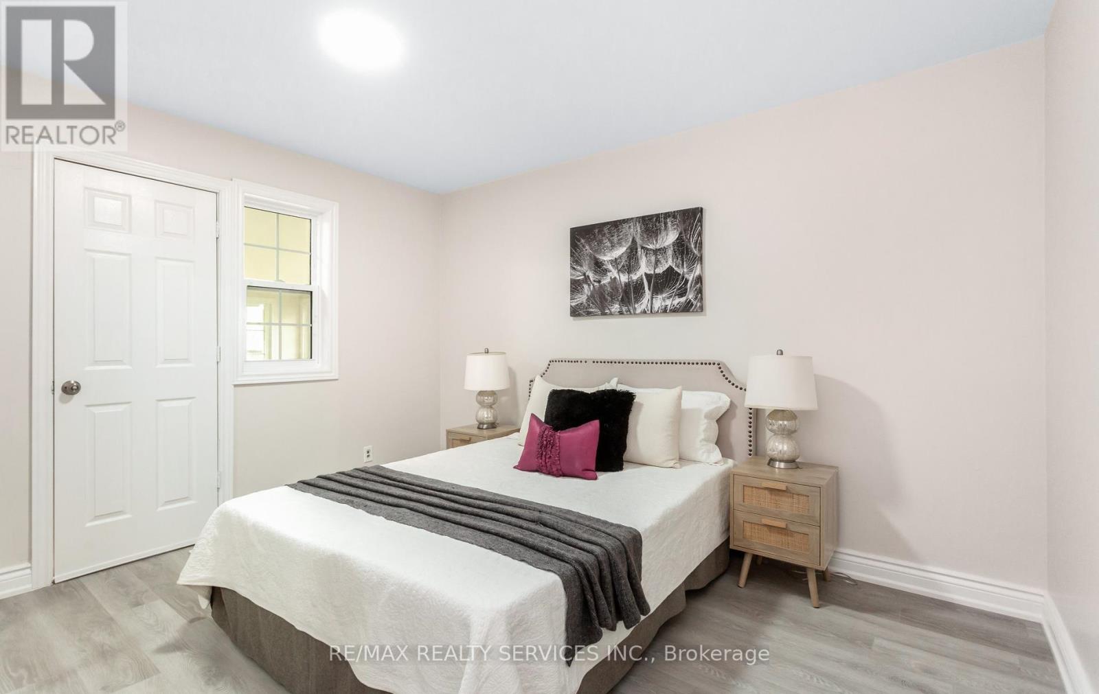 176 SAMUELSON STREET - 14