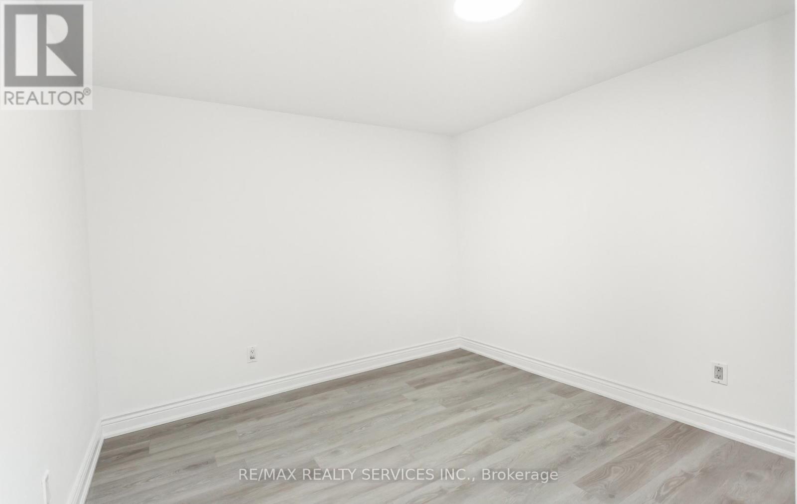 176 SAMUELSON STREET - 31
