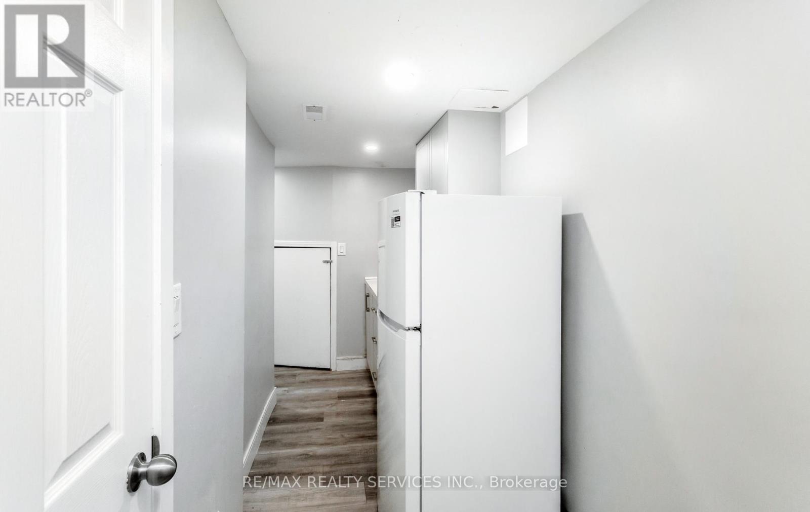 176 SAMUELSON STREET - 36