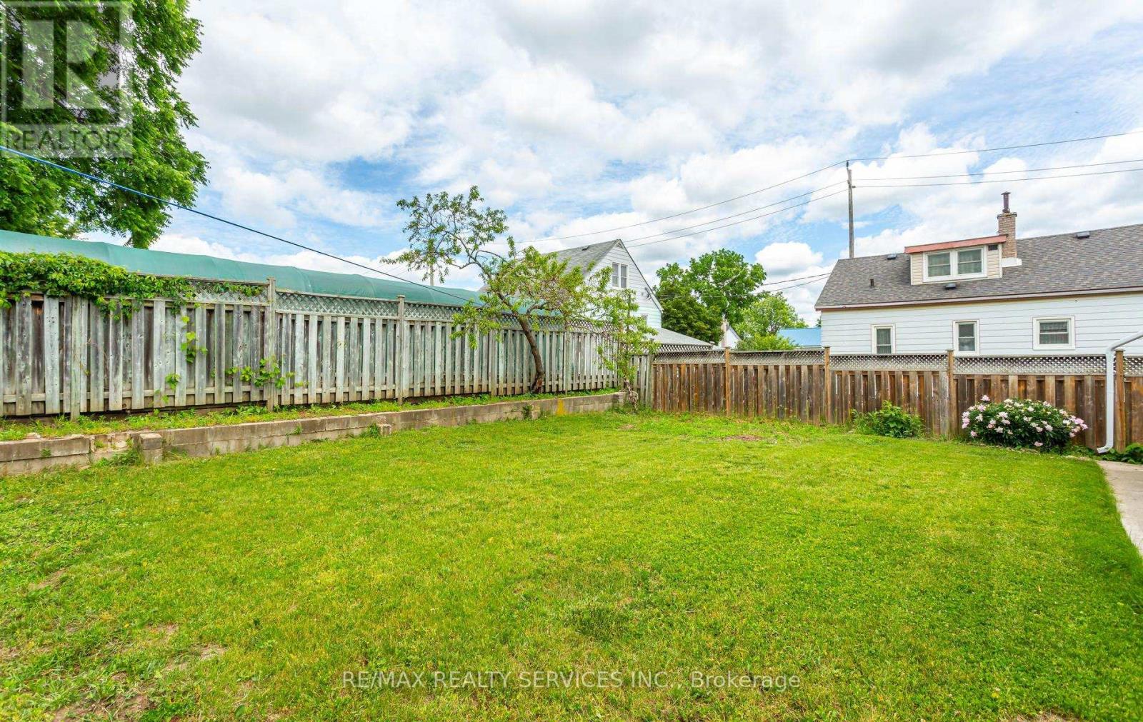 176 SAMUELSON STREET - 46