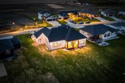 89 Magalas Avenue, West St Paul, MB R4A0B5 Photo 37