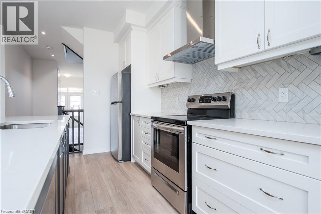 112 FORESTWALK Street - 10