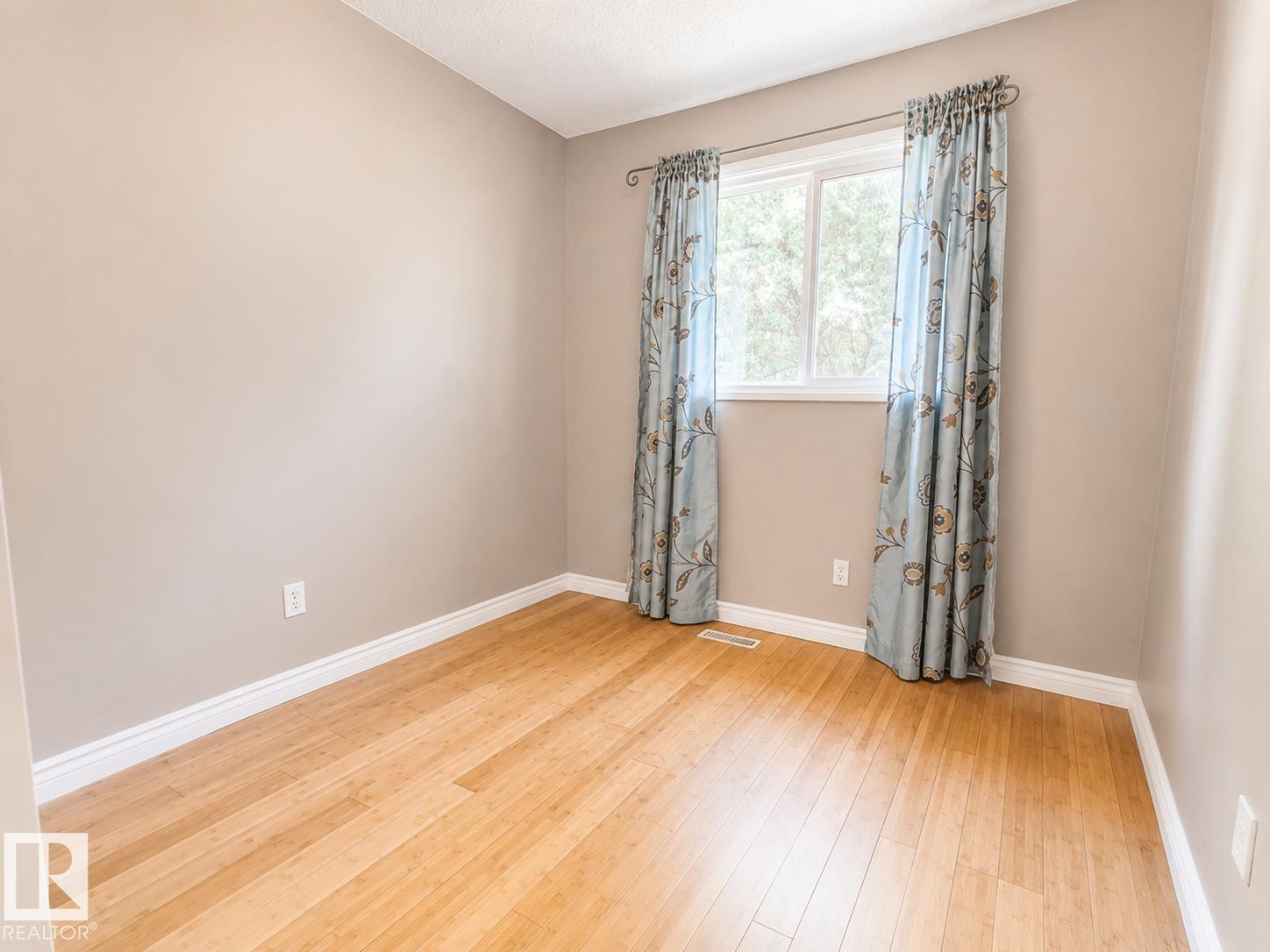 2914 48 ST NW - 17