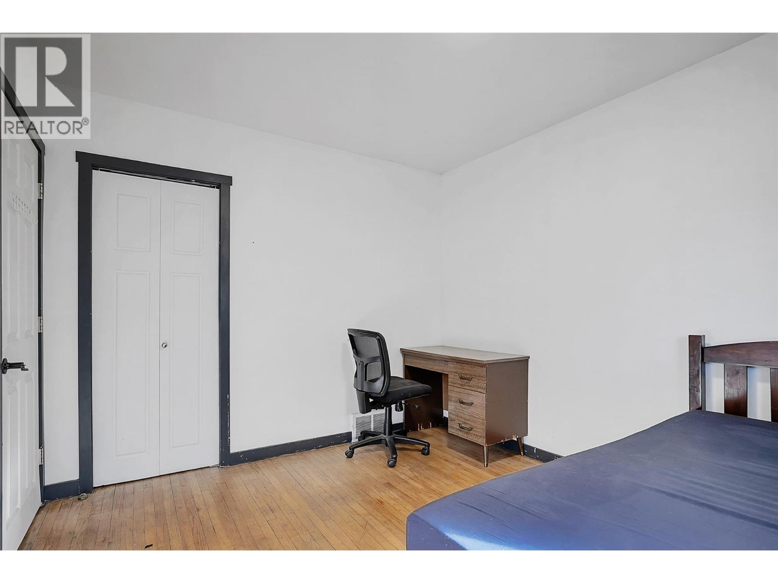 1331 Belaire Avenue - 14