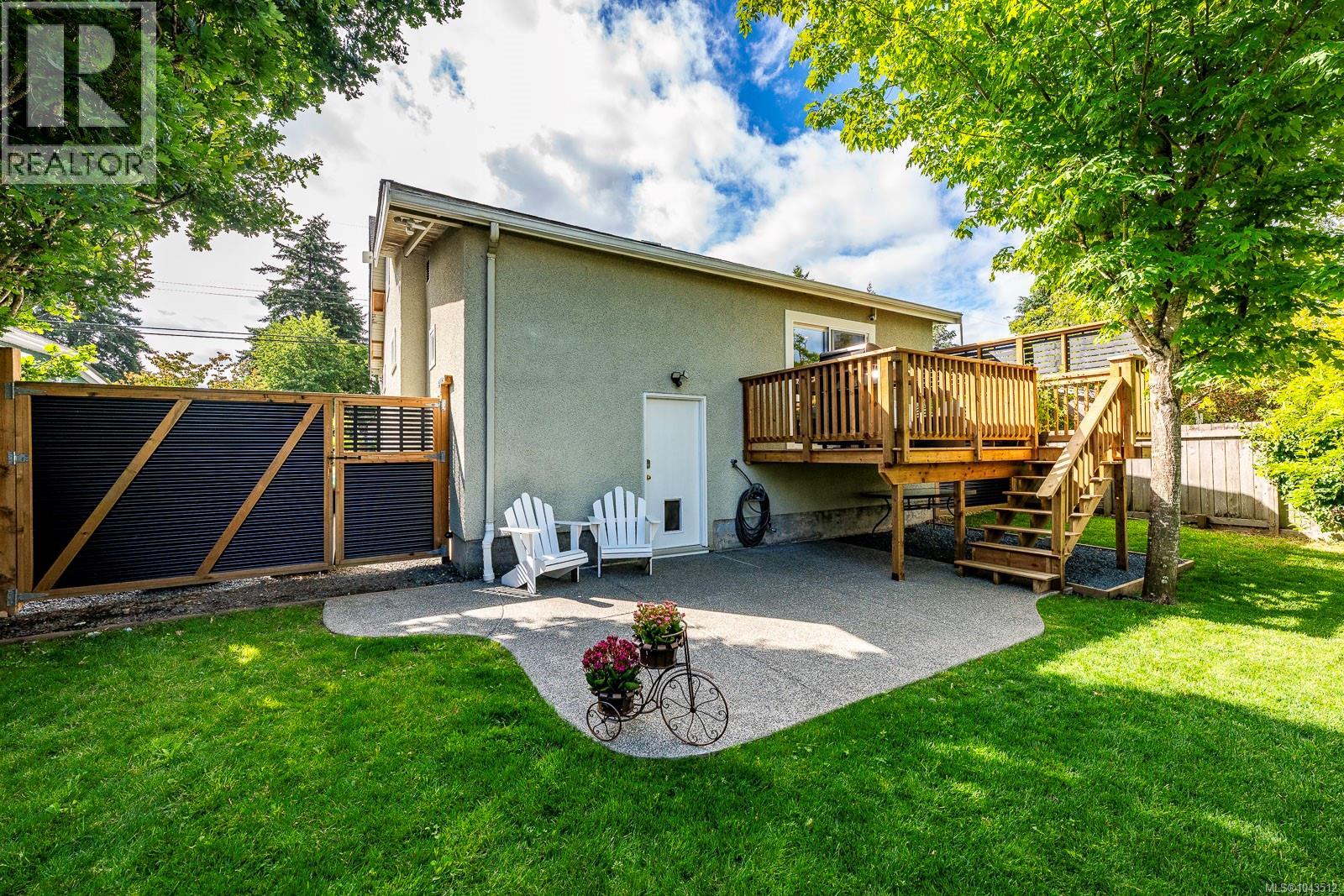 667 11th St, Courtenay