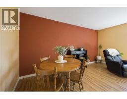 Dining room - 1389 Lund Road, Kelowna, BC V2B1K9 Photo 10