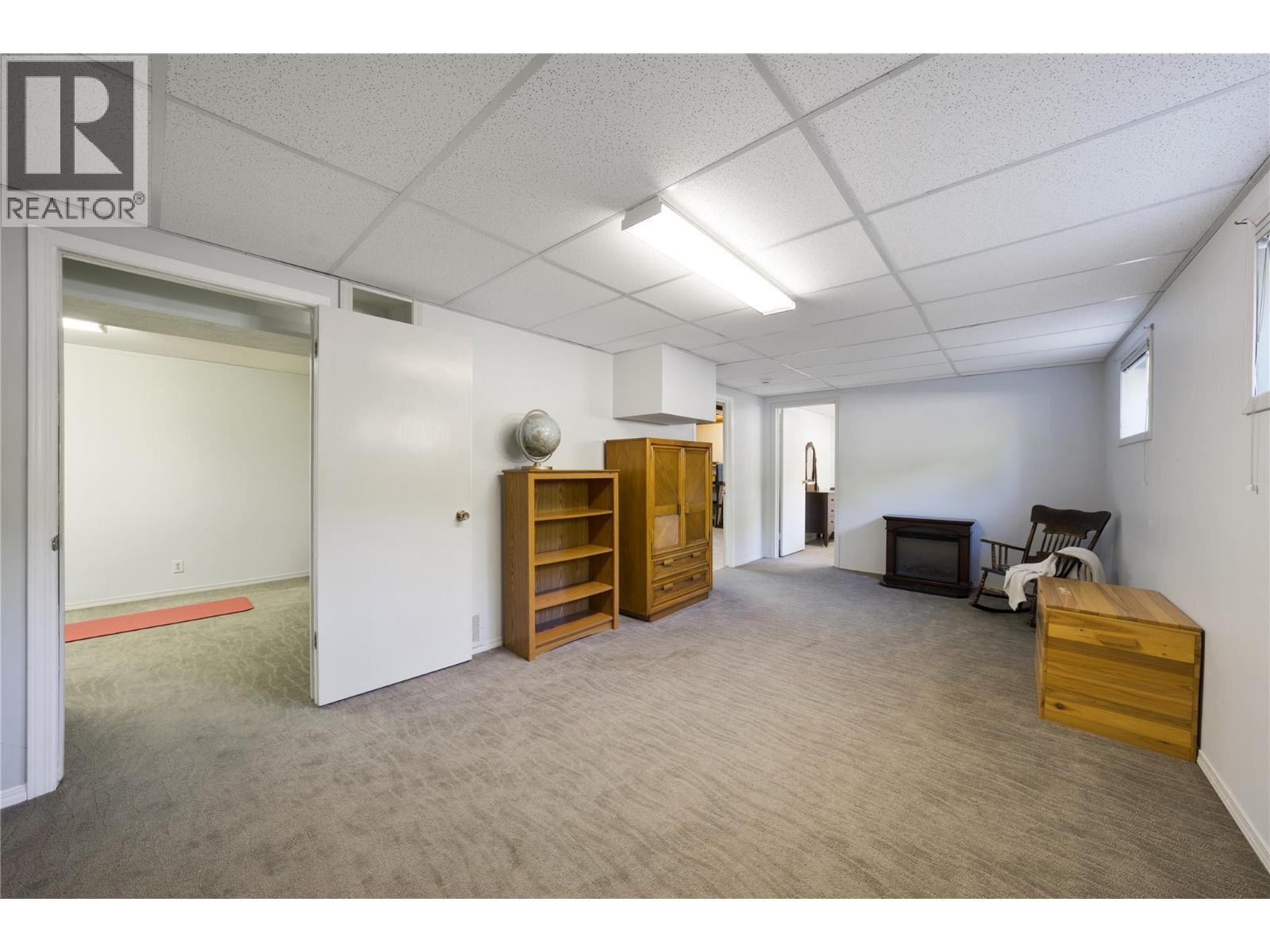 1389 Lund Road - 20