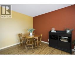 Kitchen - 1389 Lund Road, Kelowna, BC V2B1K9 Photo 11