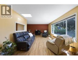 Bedroom - 1389 Lund Road, Kelowna, BC V2B1K9 Photo 8