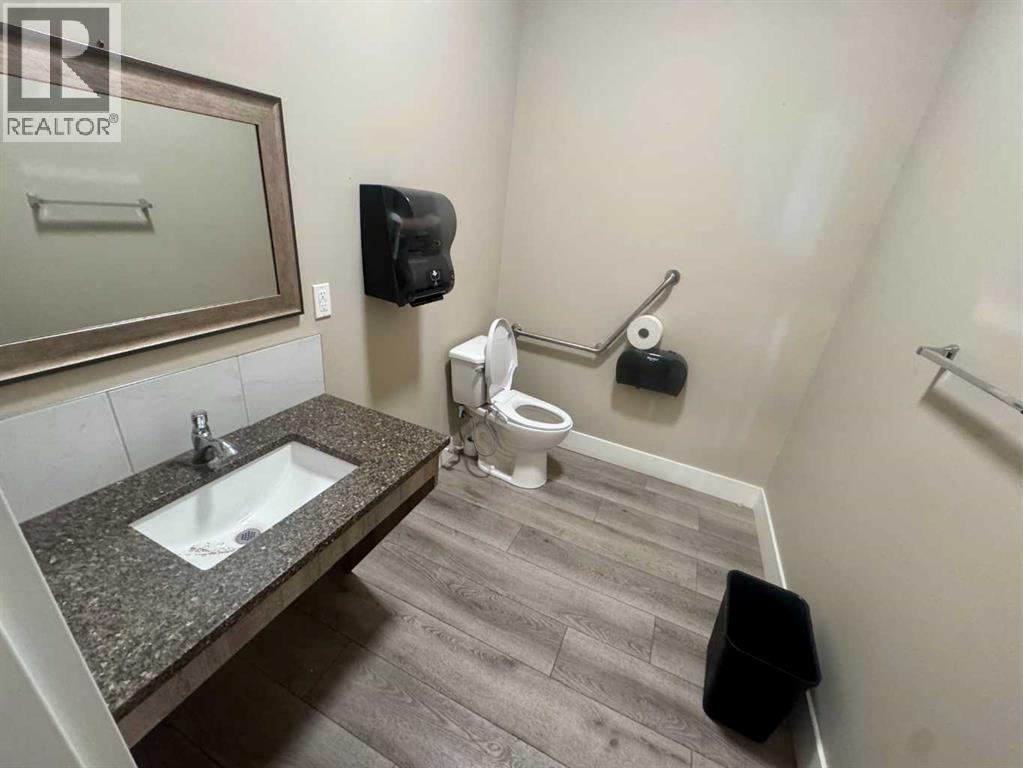 11125 38 Street Northeast - Photo 10