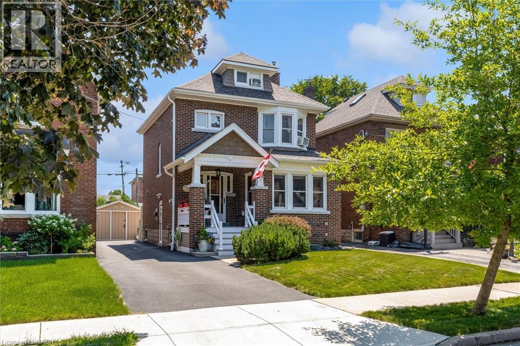 99 TUXEDO Avenue S - 1