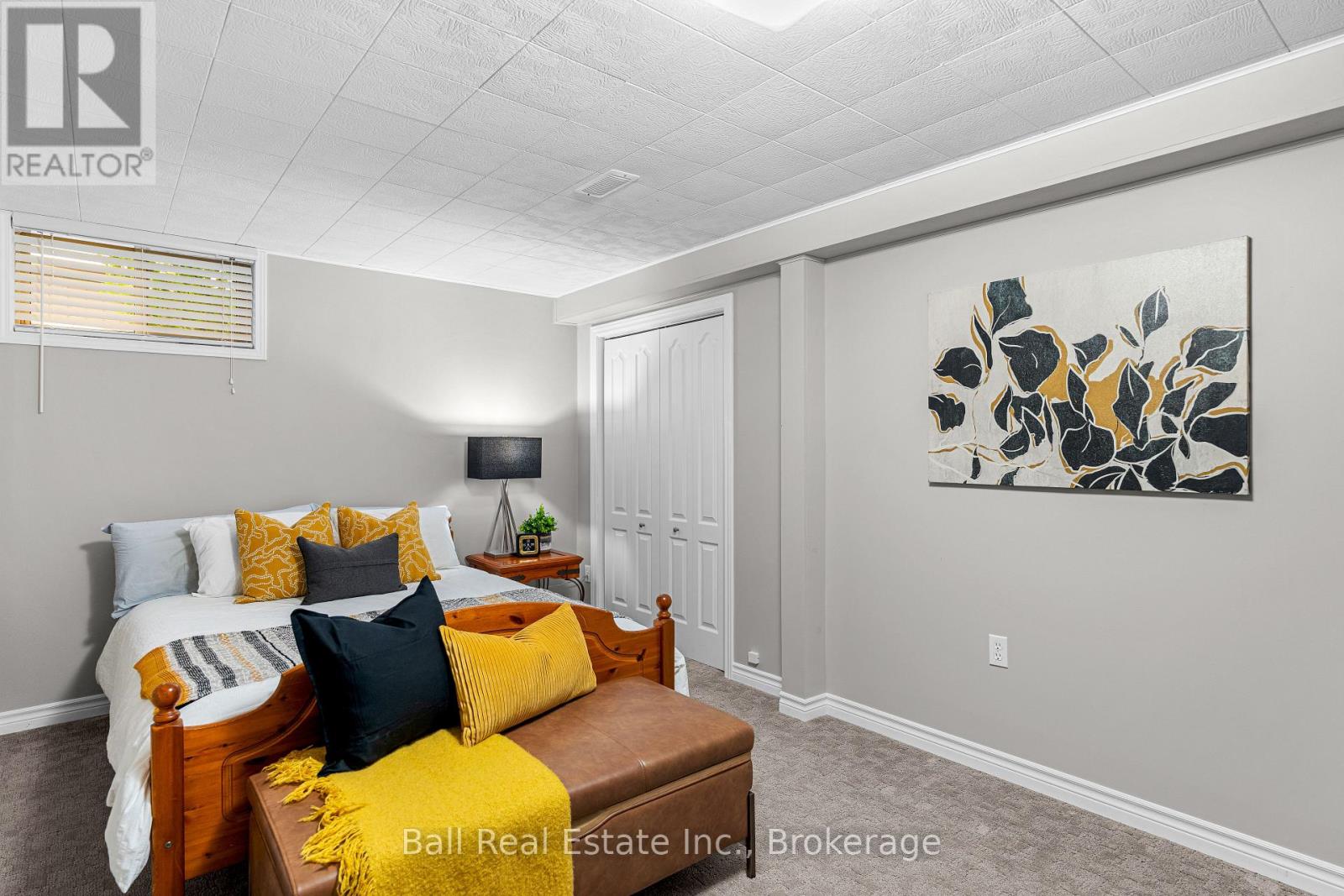 110 GREENWOOD ROAD - Image 33