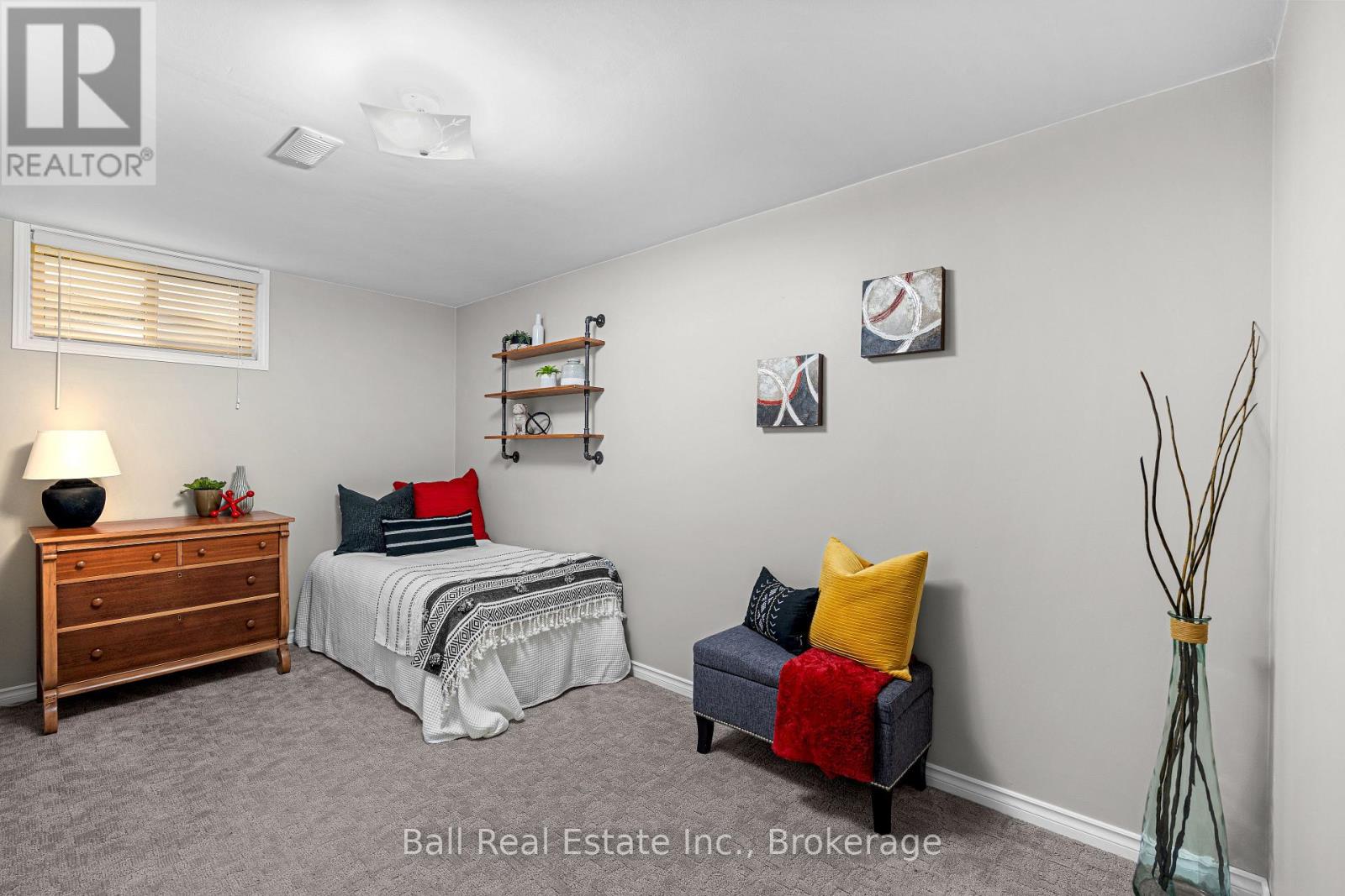 110 GREENWOOD ROAD - Image 34