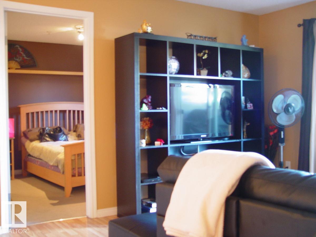 #116 10535 122 ST NW - 2
