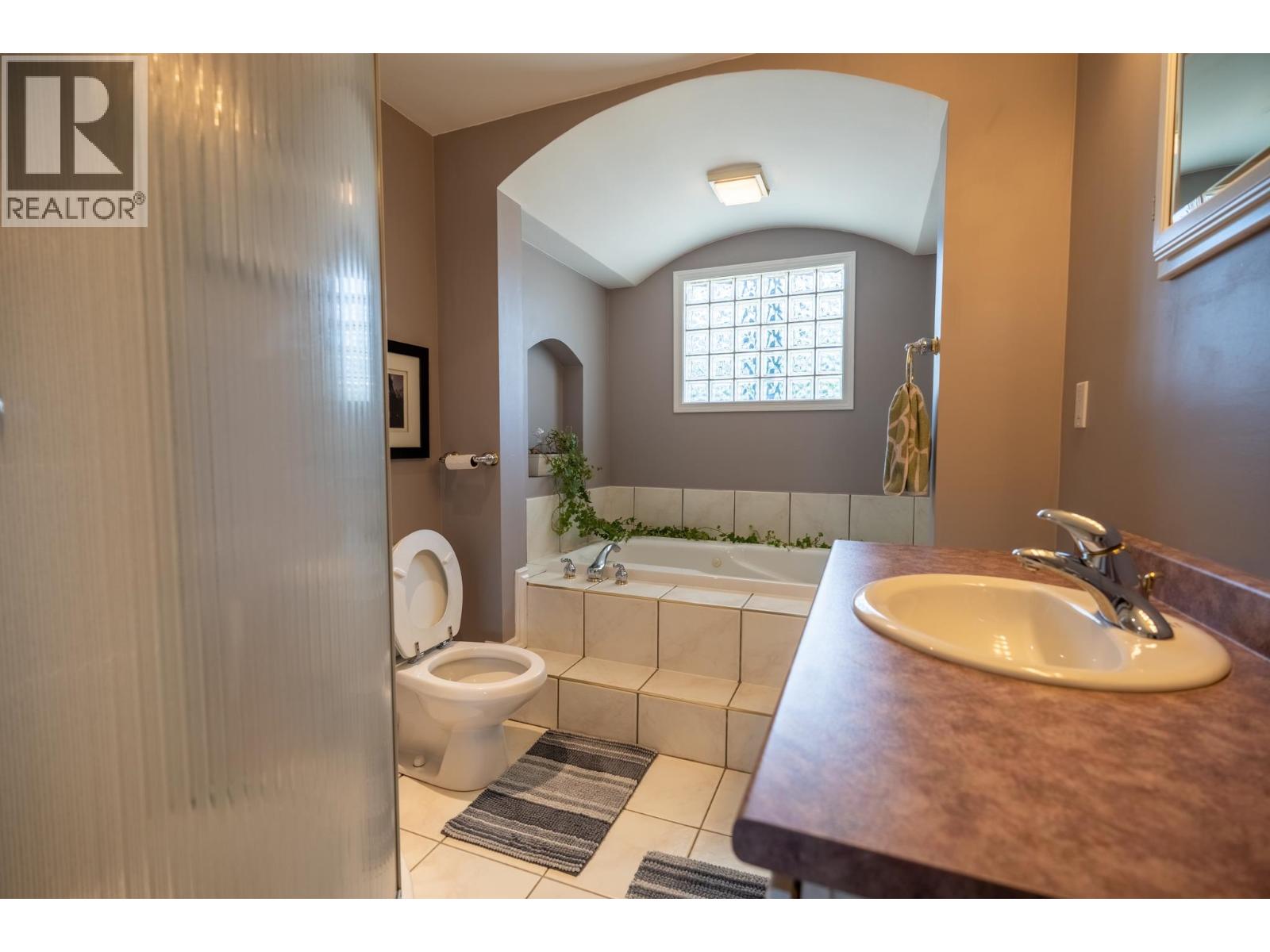 3644 HESSE PLACE - 10