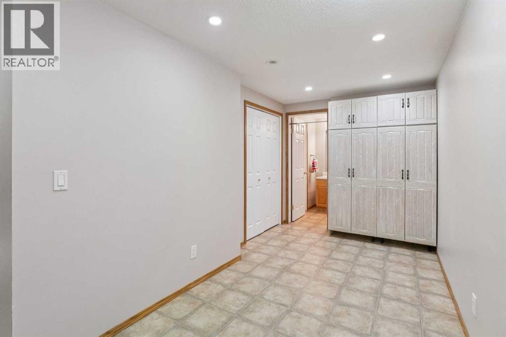 #8 26 Quigley Drive - 30
