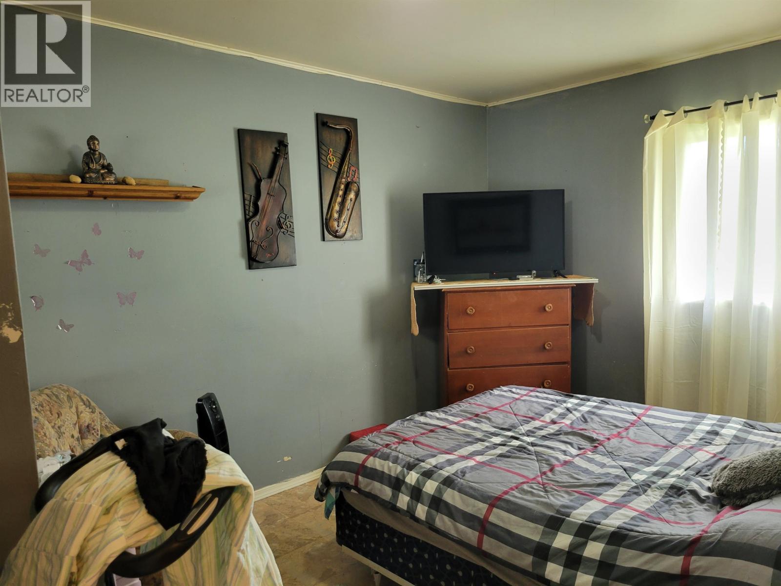380 CONNAUGHT STREET, Vanderhoof