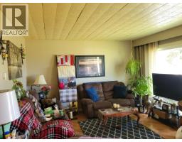 380 Connaught Street, Vanderhoof, BC V0J3A0 Photo 12