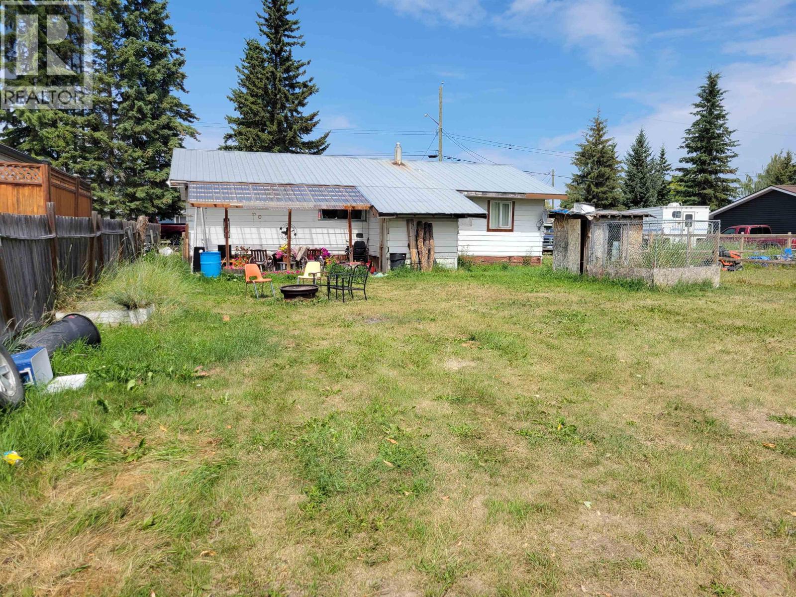 380 CONNAUGHT STREET - 23