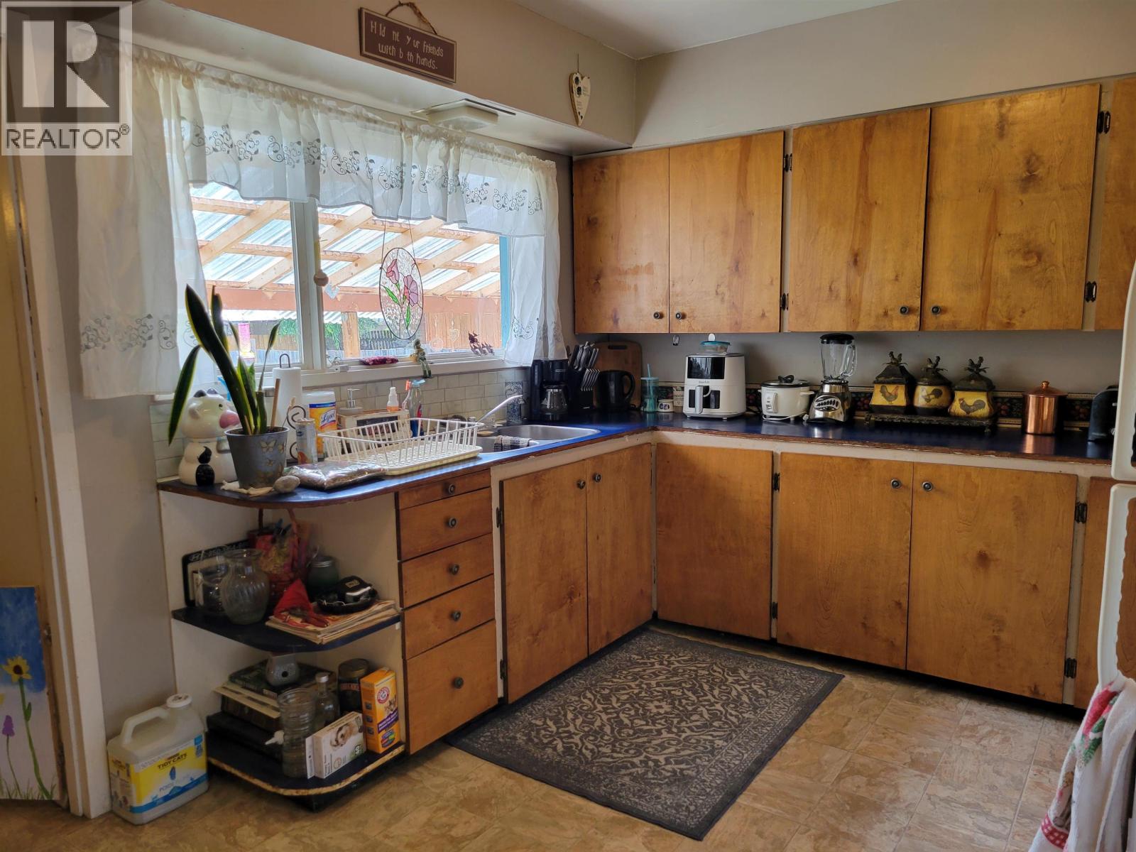 380 CONNAUGHT STREET, Vanderhoof