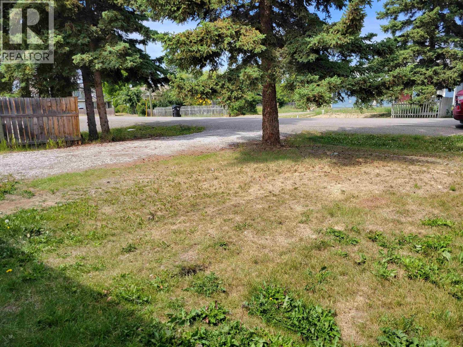 380 CONNAUGHT STREET - 21