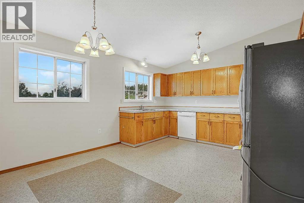 10315 Michaelis Boulevard - 5