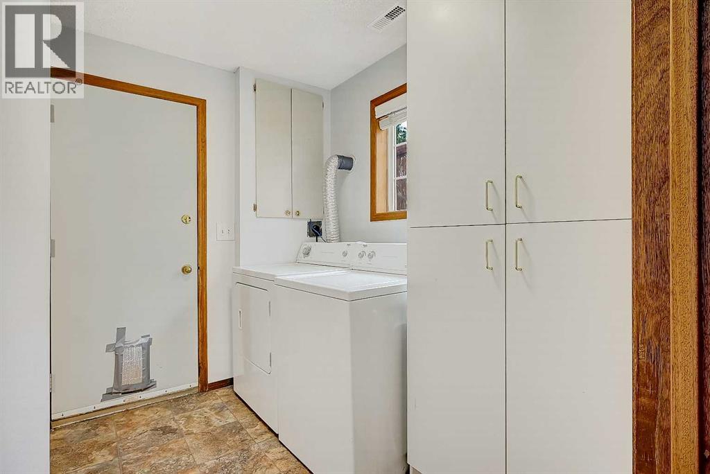10315 Michaelis Boulevard - 21