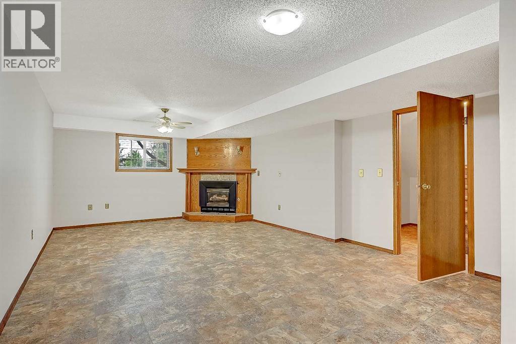 10315 Michaelis Boulevard - 22
