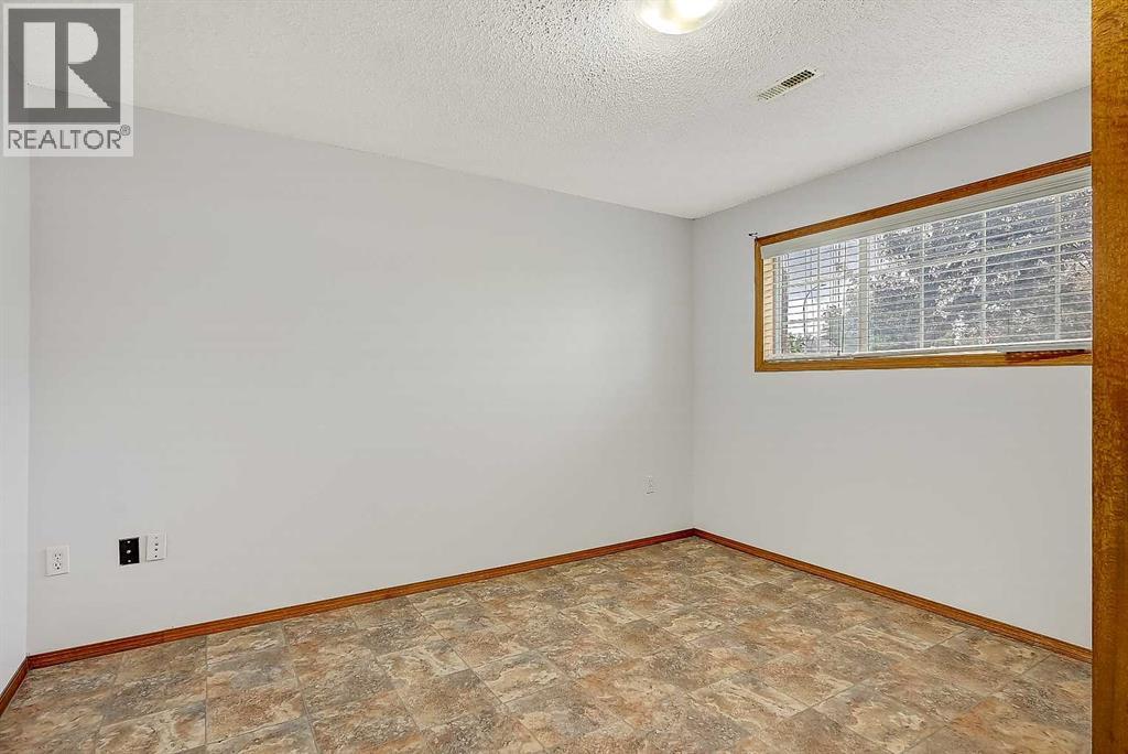 10315 Michaelis Boulevard - 24