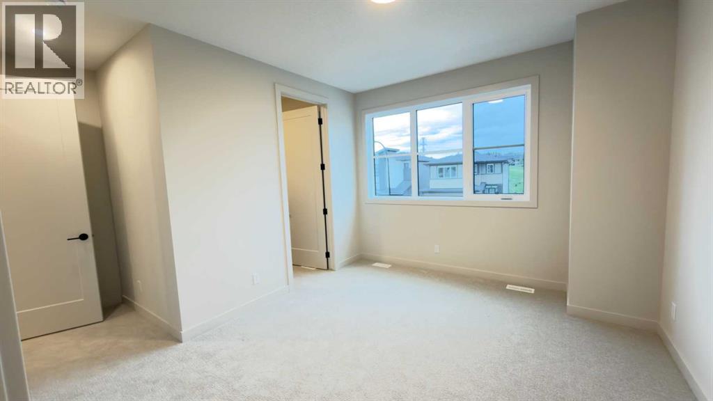 52 Crimson Ridge Heights NW - 34