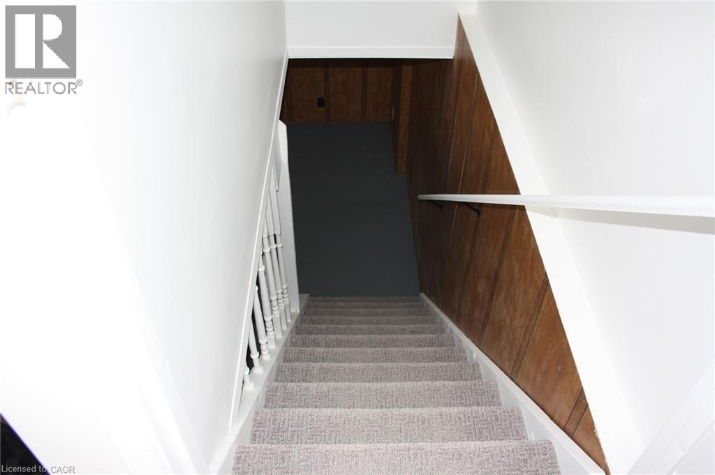 144 SEKURA Crescent - 19
