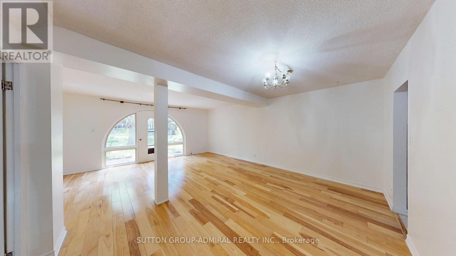 #73 6 ESTERBROOKE AVENUE - 14