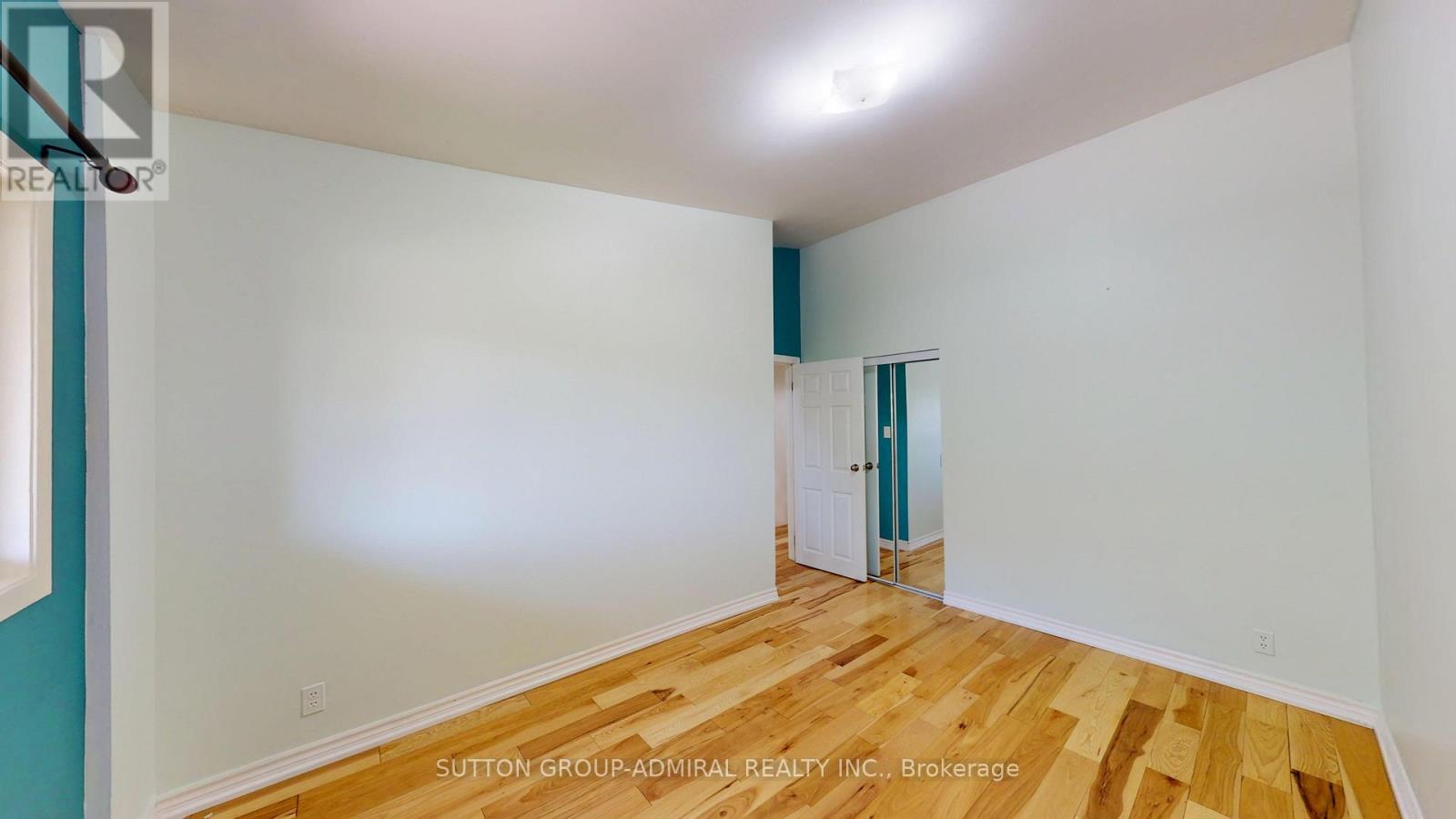 #73 6 ESTERBROOKE AVENUE - 28