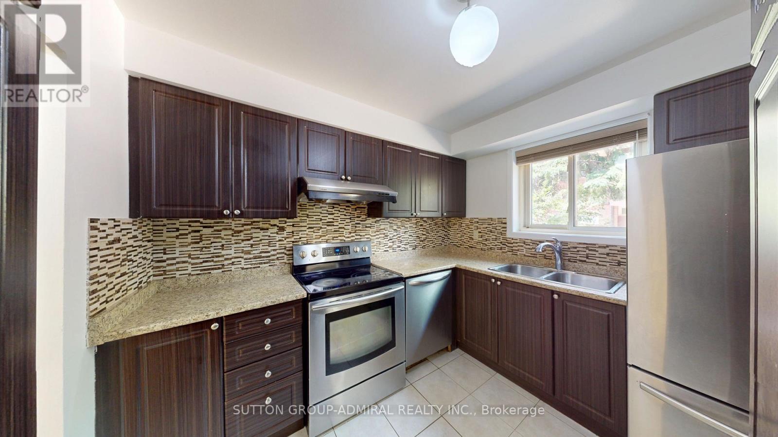 #73 6 ESTERBROOKE AVENUE - 7