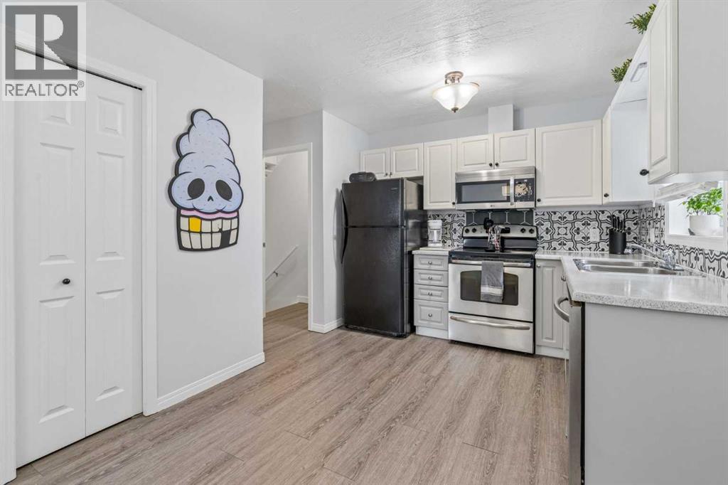123 Stonemere Place - 3