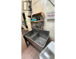 Unit 4 - 72 Steeles Avenue W, Vaughan, ON L4J1A1 Photo 10