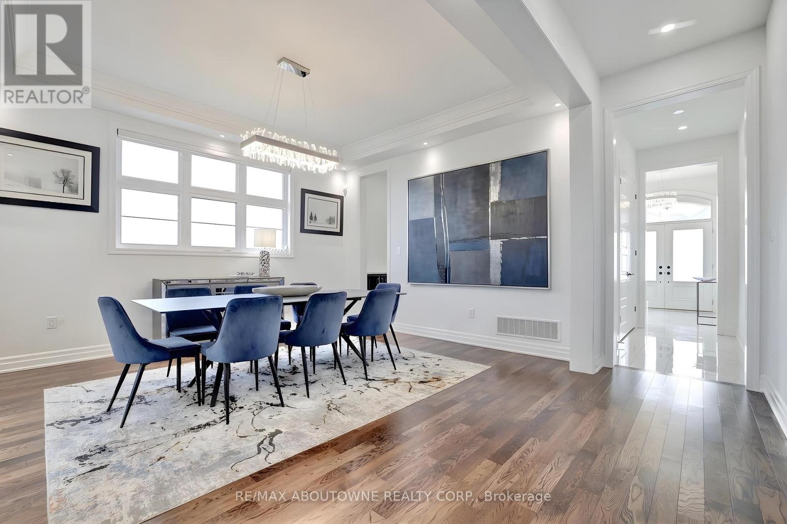 1416 FORD STRATHY CRESCENT S - 11