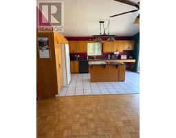 1143 Douglas Road, Iroquois Falls, ON P0K1G0 Photo 16