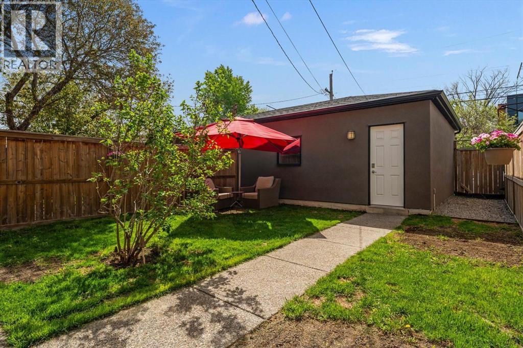 449 28 Avenue NW - 43